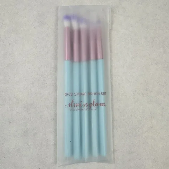 Slmissglam 5-Piece Ombre Eye Makeup Brush Set Stay Sparkly Ultra-Soft Aqua NEW - Picture 3 of 7